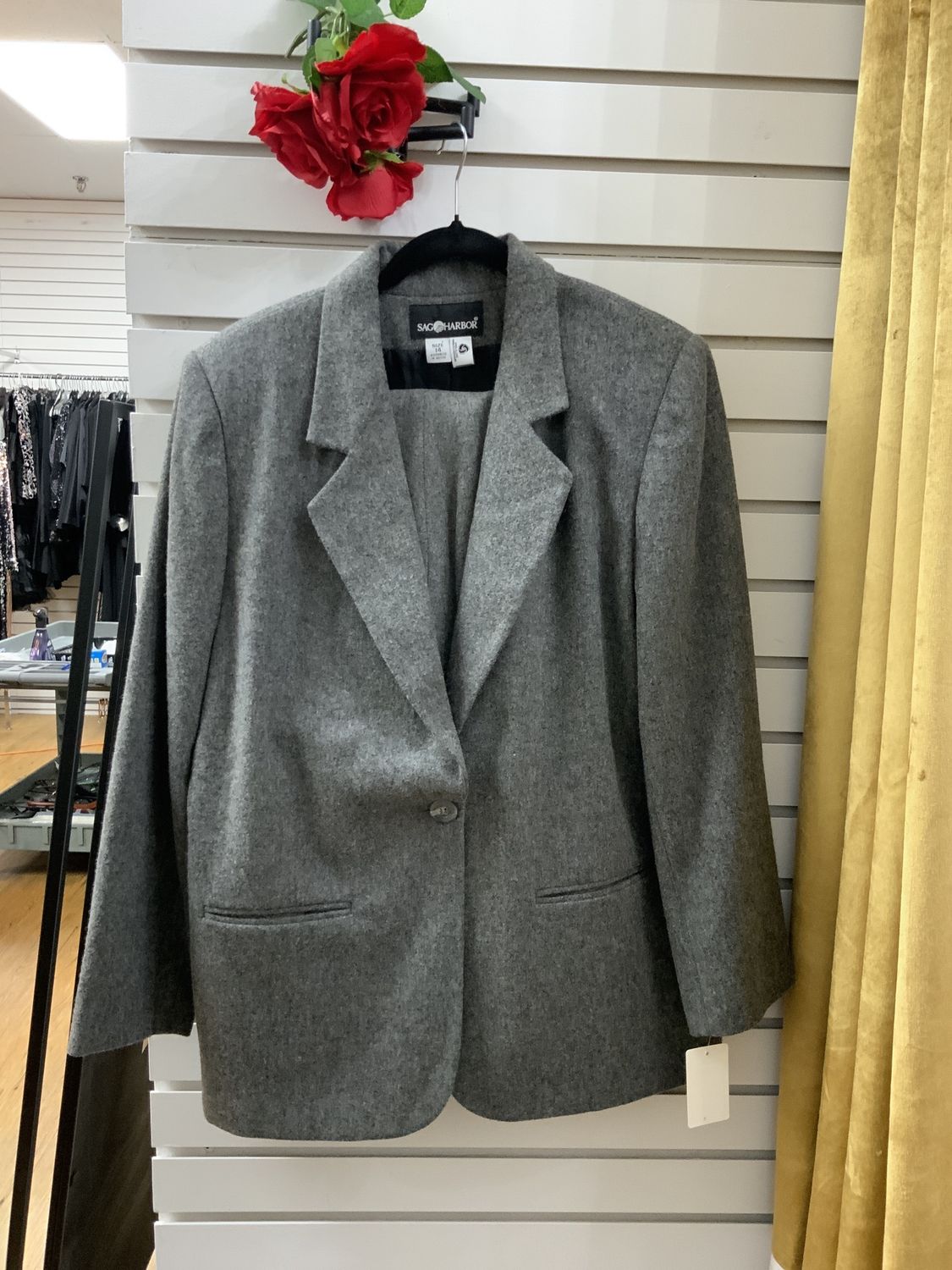Suit 2 Pcs Gray Wool Jacket and Pants Size 14