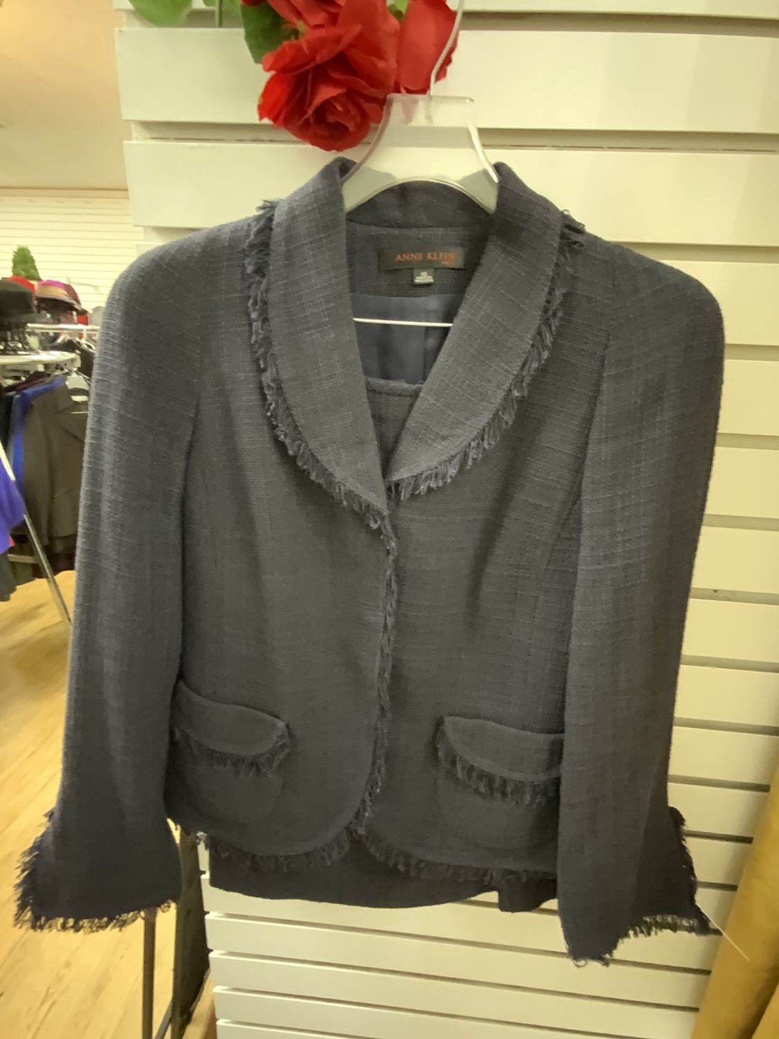 Suit 2 Pcs Purple tweed with Fringes Jacket and Skirt Size 10