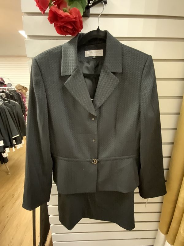 Suit Black 2 pcs Blazer and Skirt with small dimond print Size 12