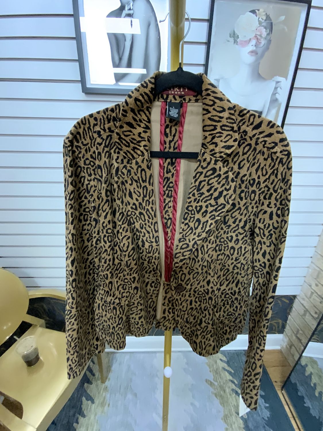 Woman Leopard Print Brown and Black Jacket Size Large