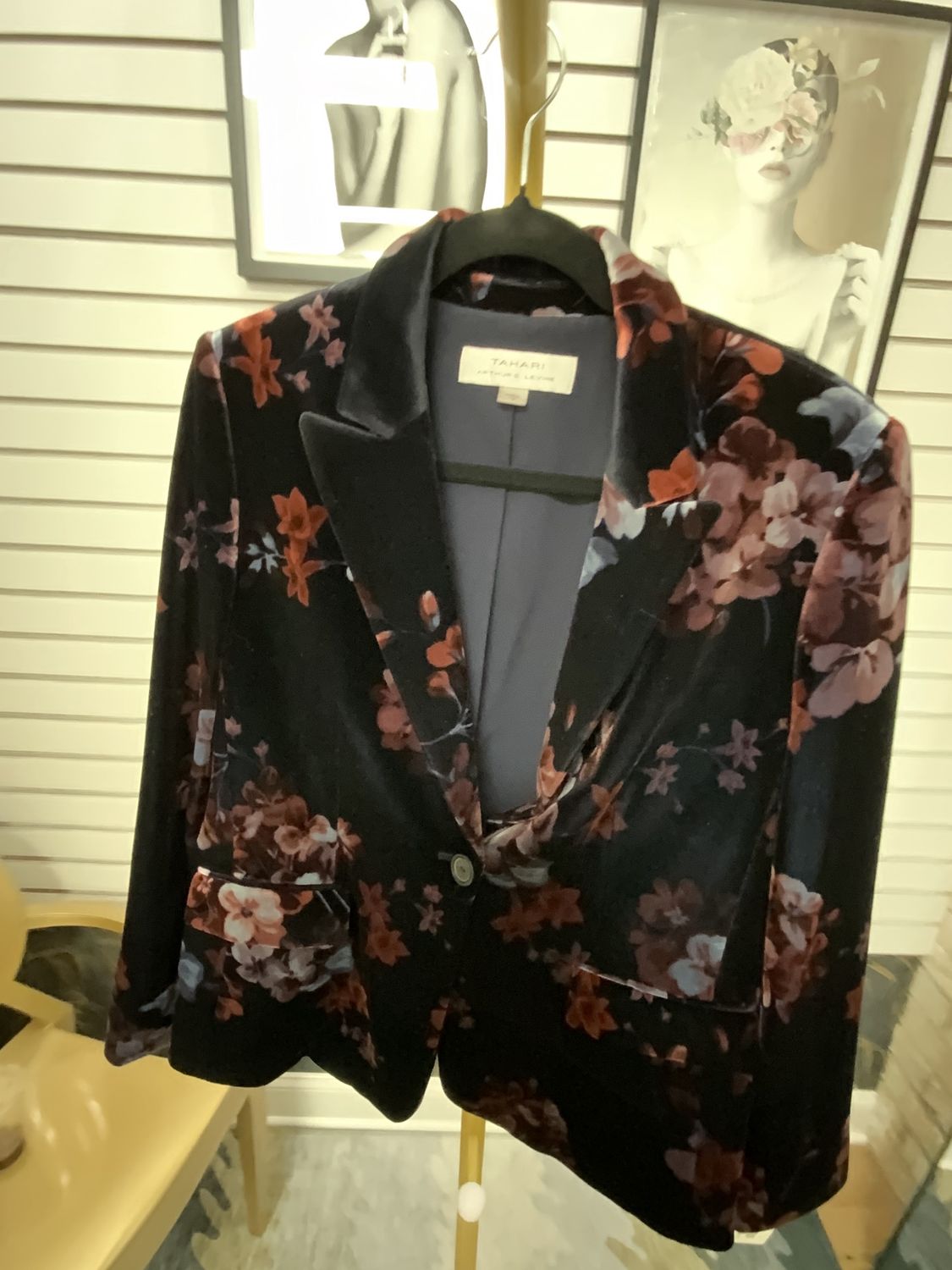 Woman Floral Velvet Dark Blue and Burgundy Jacket Size 12