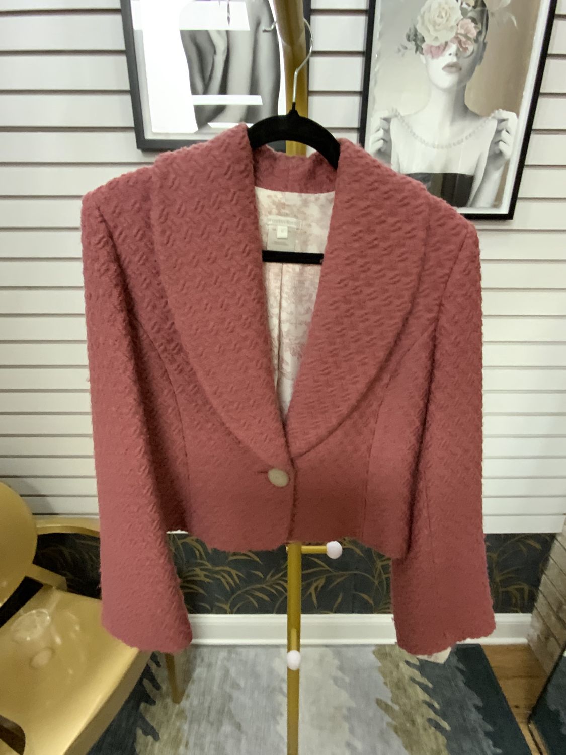 Woman Rose Tweed Short Jacket Size 8