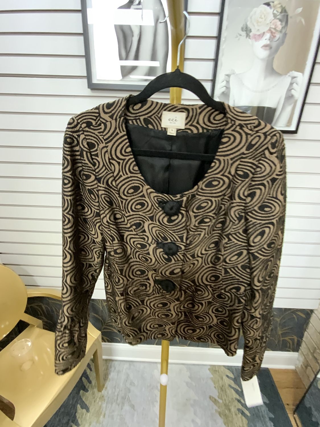 Woman Black and Tan Print with Black Satin Buttons Size 10