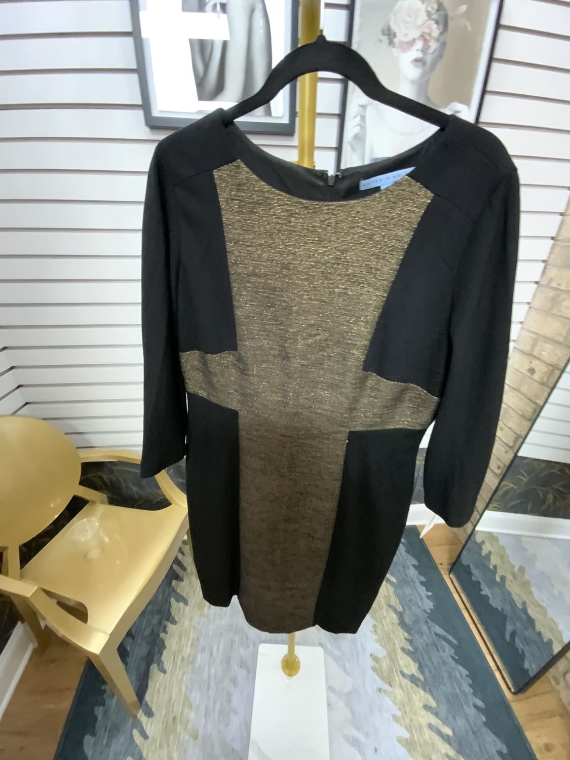 Woman Black &amp; Gold 3/4 Length s;eeve Size 12