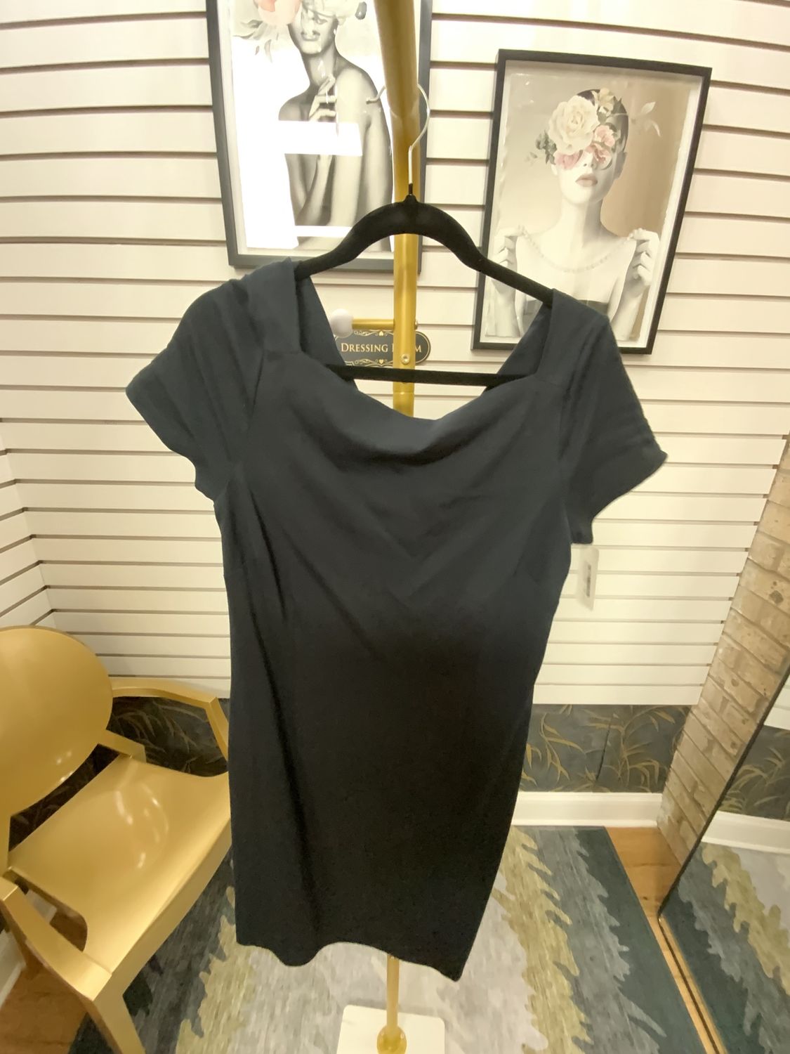 Woman Blue Dress with a V-Back Short Sleeves Size 10