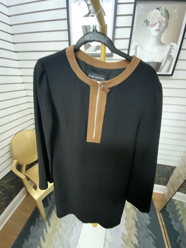 Women Black Taupe Suede Collar Size 10