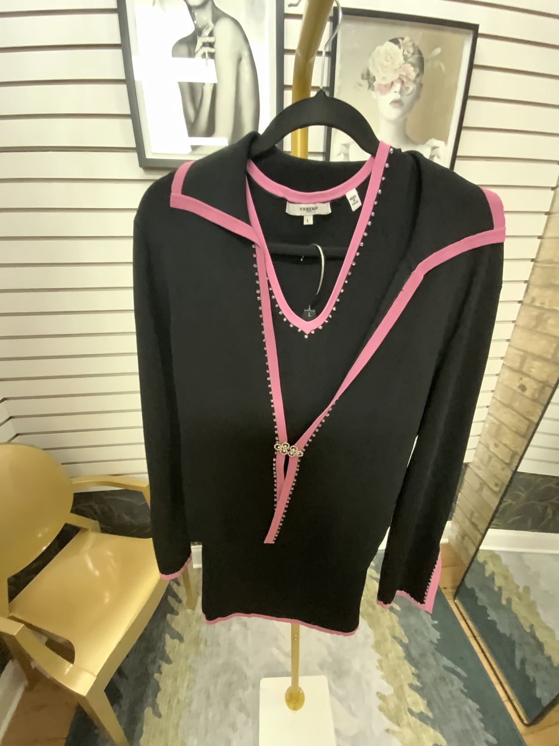 Women 2 Piece Black with Pink Trim Knit Size L