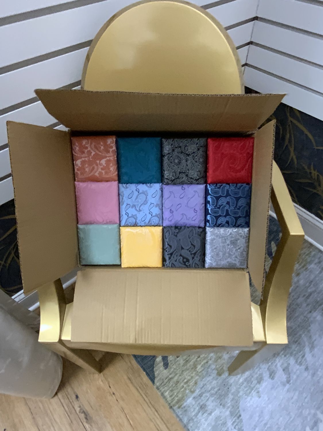 Men Assorted Pack Paisley Boxed Poly Woven Tie, Hanky and Cufflink Set