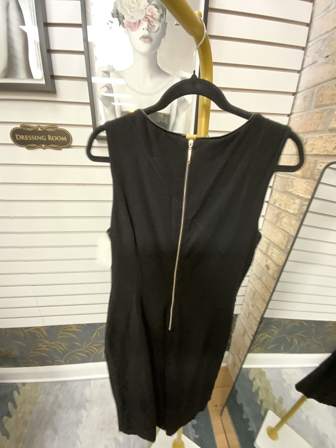 Women Black Sleevless Dress With Leather Trim Neck Size 12