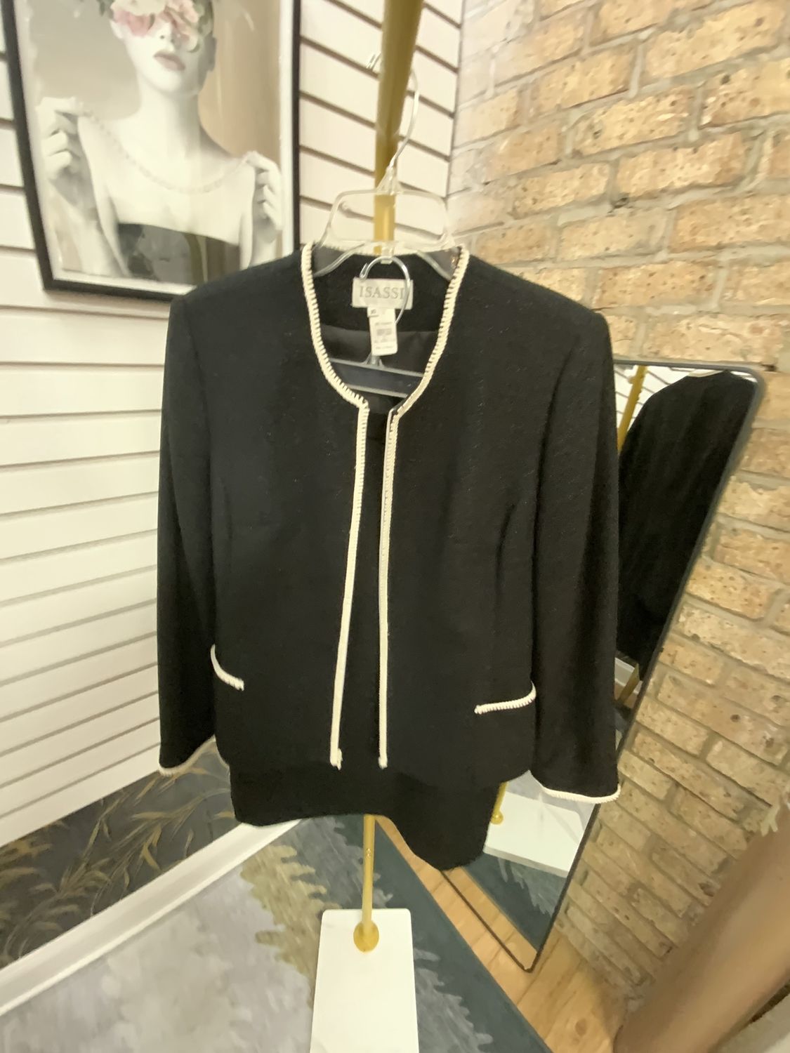 Women 2 Piece Jacket/Skirt Black with Cream Trim Size 10