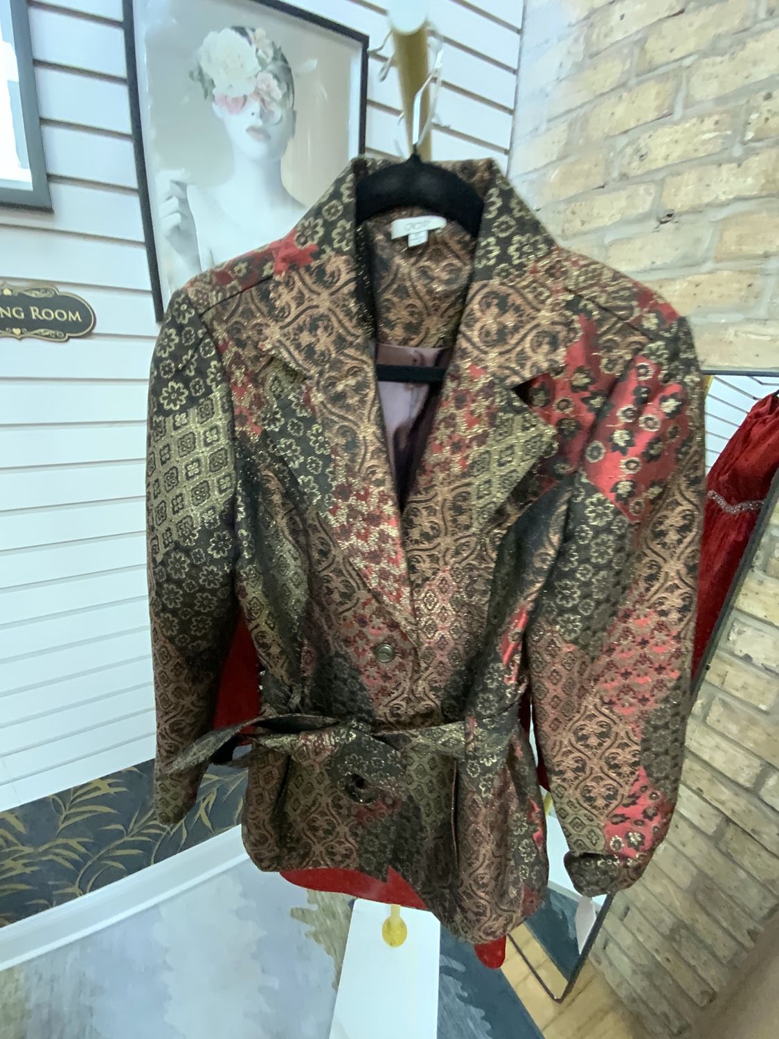 Women Gold/Red Paisley Jacket Size 10
