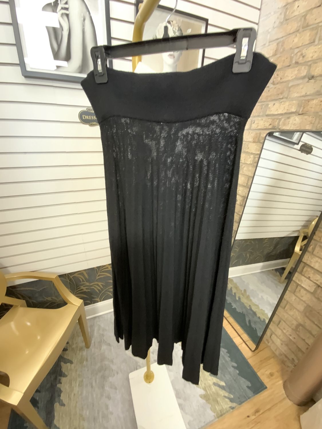 Women Long Black Pleated Skirt Size 6