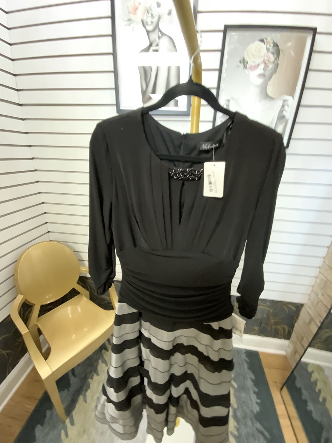 Women Long Black Gown with Silver/Black Pleated Skirt Size 12