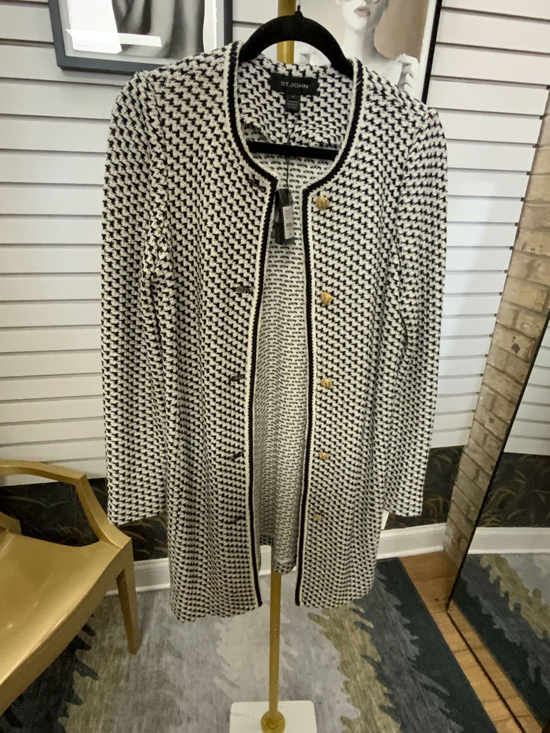 Women Knit Black/White with Gold Detail button Size 12