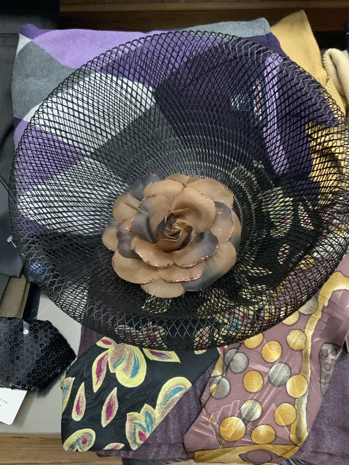 Woman Brown Shear Flower for a Hat or Hat