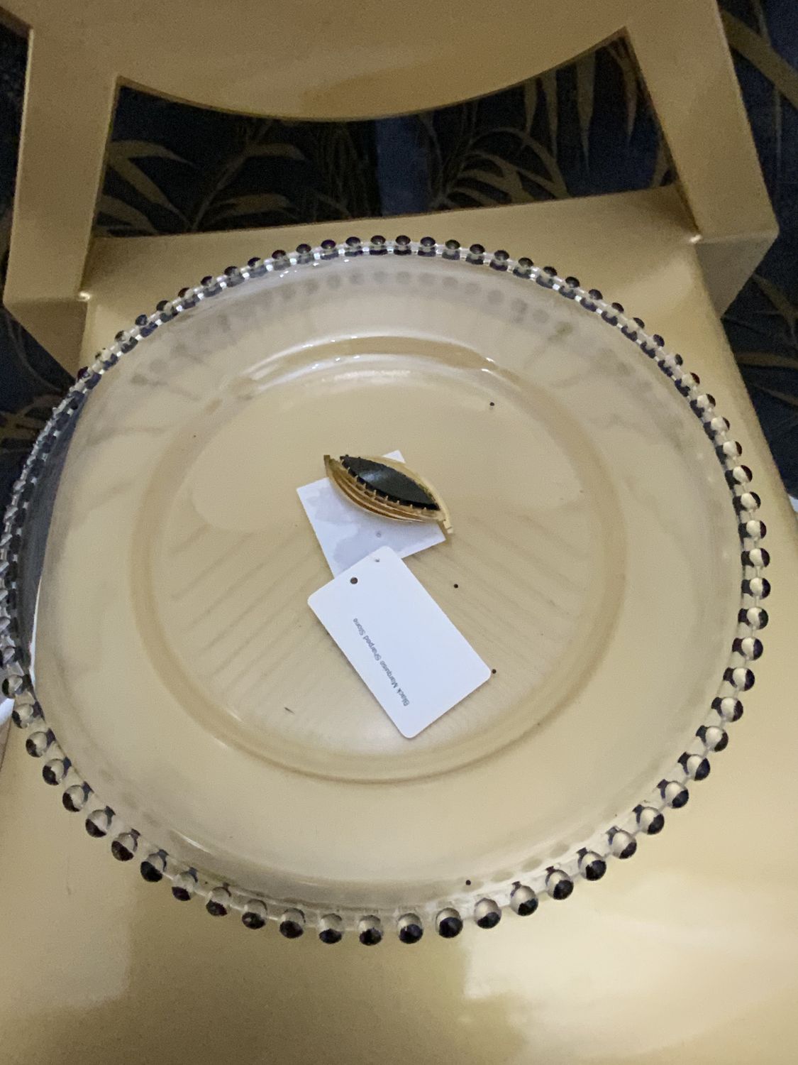 Woman Vintage Gold Tone Brooch with Black Marquise Sharped Stone