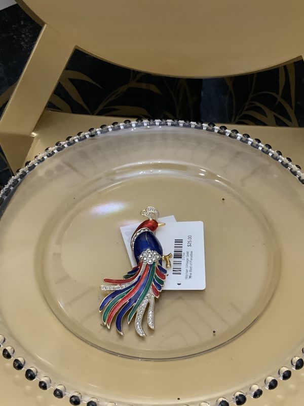 Woman Vintage Gold Tone Bird of Paradise Figural Brooch with Red White and Blue Pin