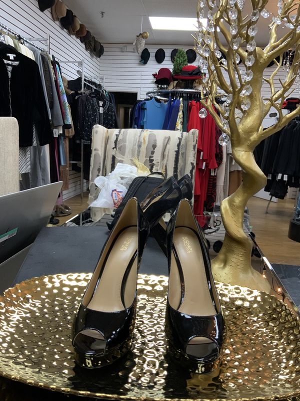 Woman Shoes Black Patent Leather High Heels Michael Kors Size 9M