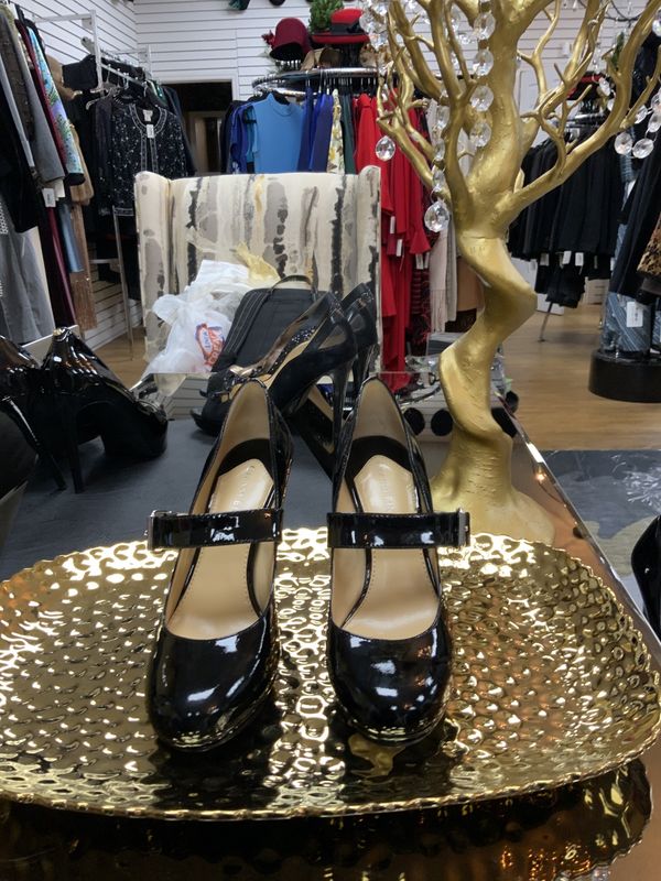 Woman Shoes Black Patent Leather Mary Jane Pumps Size 8.5