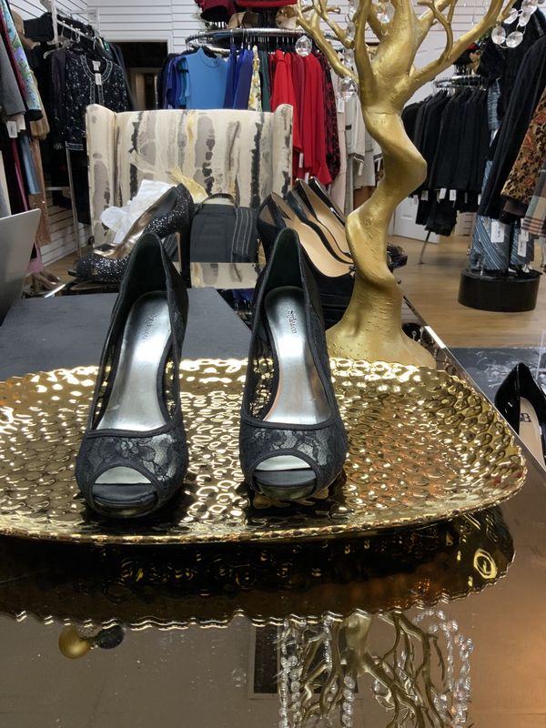 Woman Shoes Black Lace High Heels  Size 8.5