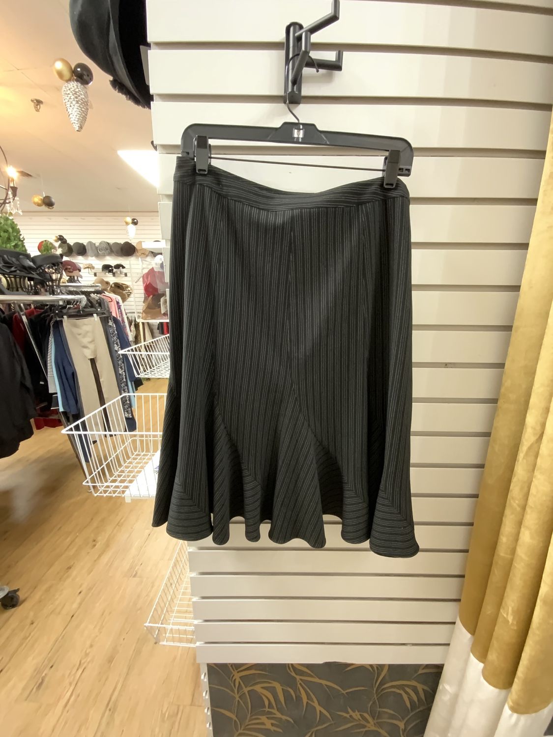 Woman Black and Cream Pin Strip with Ruffle Bottom Size 10