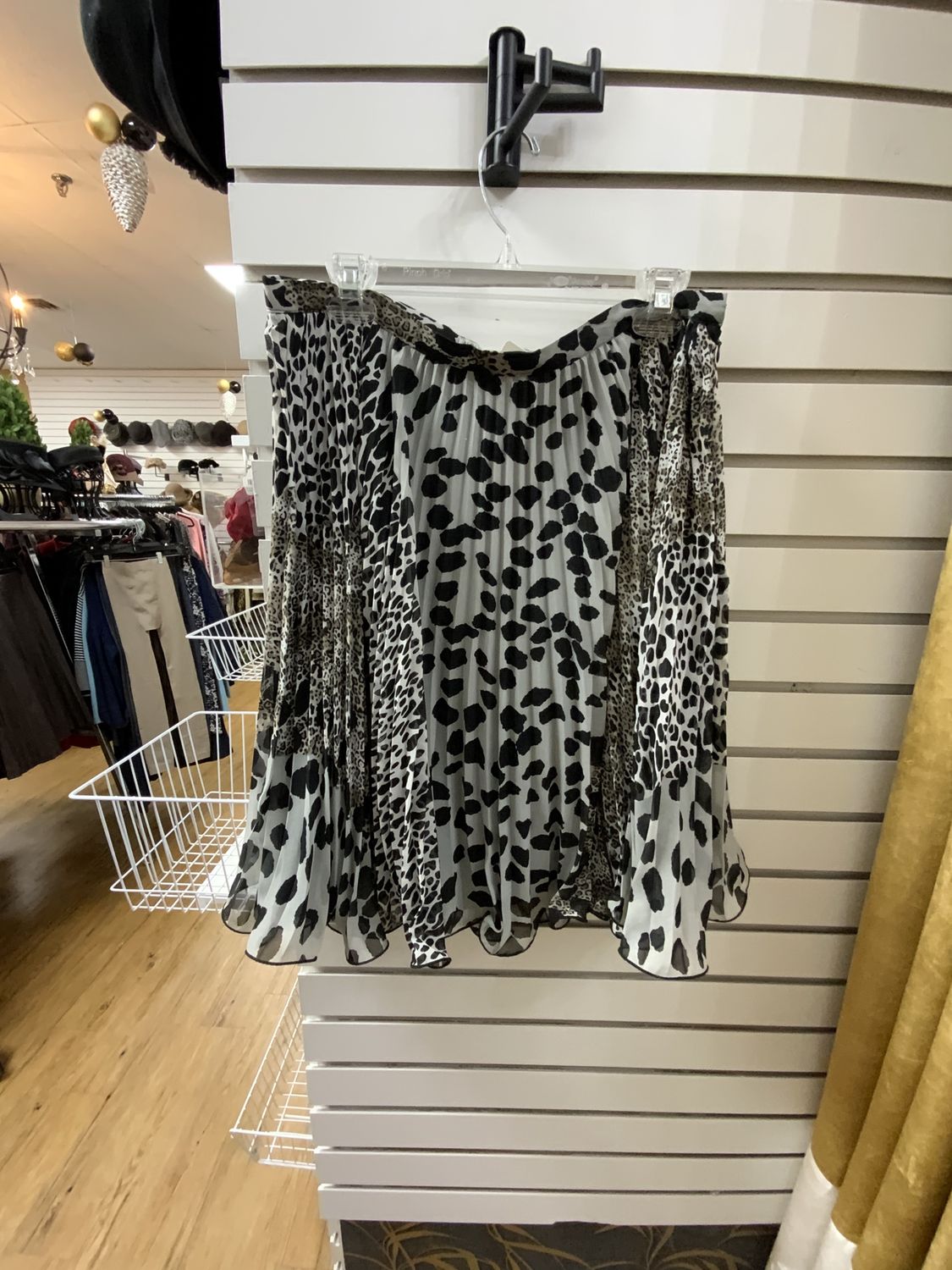 Woman Pleated Animal Print Chiffon Skirt Size 12