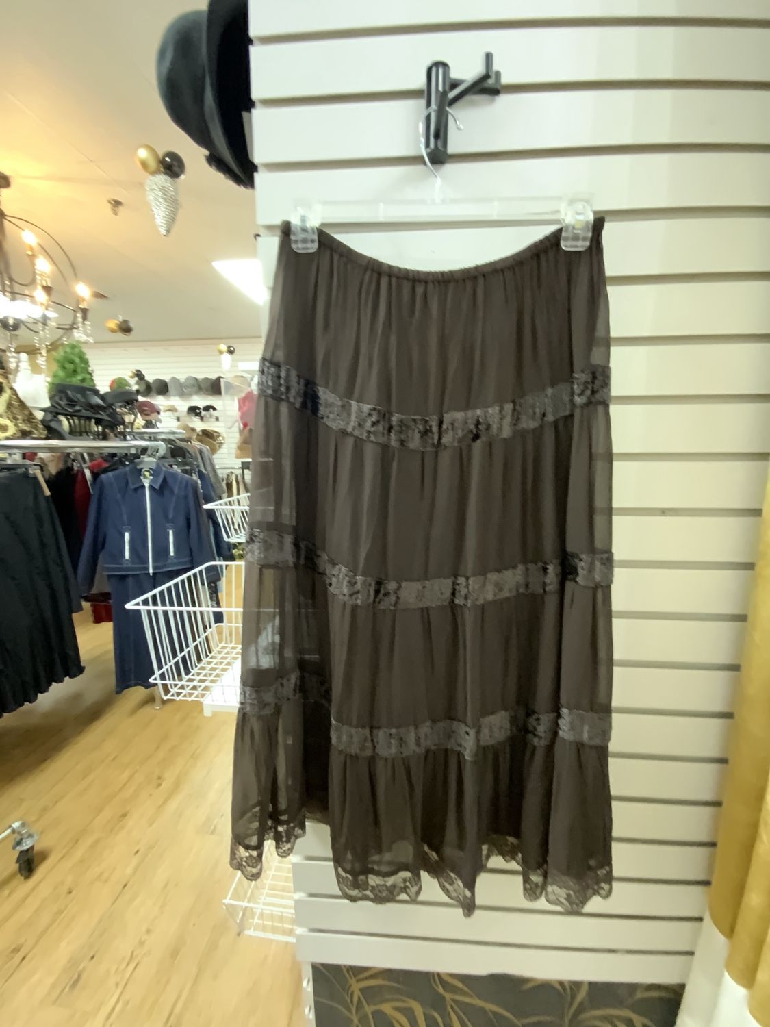 Woman Brown Sheer and Velvet Long Skirt Size Large Petite