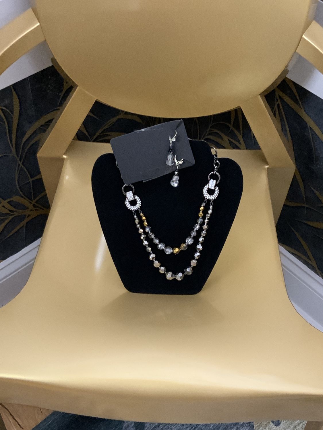 Woman 2 Pcs Set  Black Silver Tone Loop Gray and Bronze Glass Beads with Clear Stones Necklace with Earrings