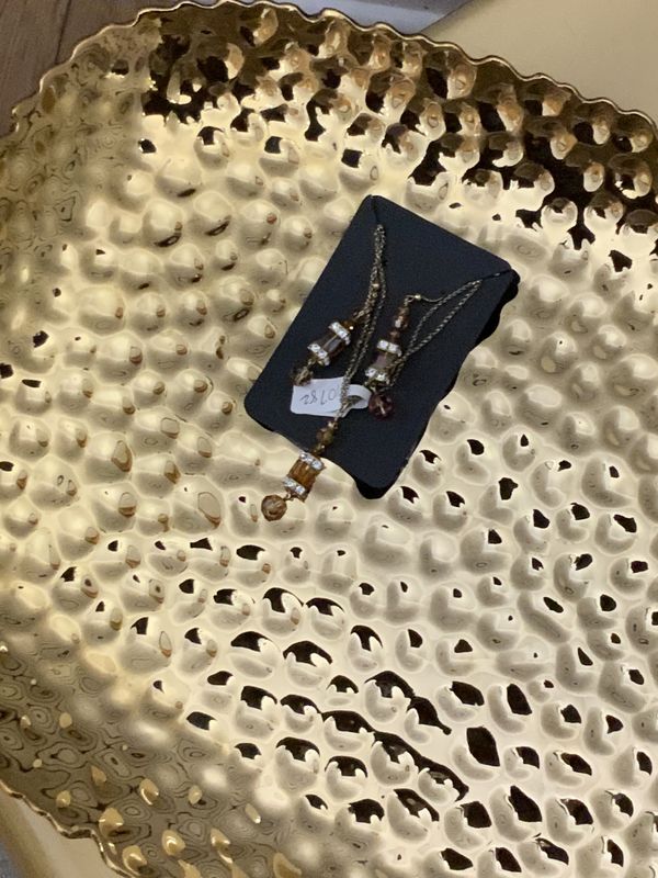 Woman Vintage Art Deco Amber Glass Gold Tone 2 Pcs. Set  Necklace and Earrings