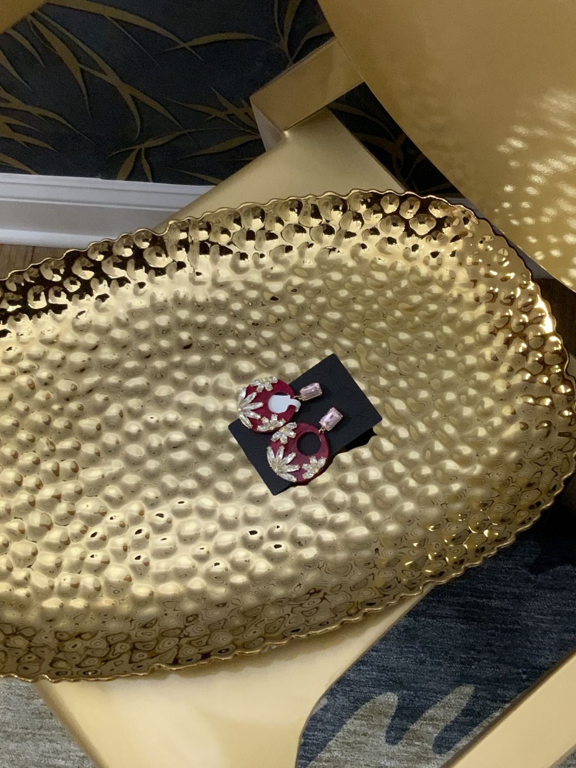 Woman Asberry with Clear Stones and Pink Earrings