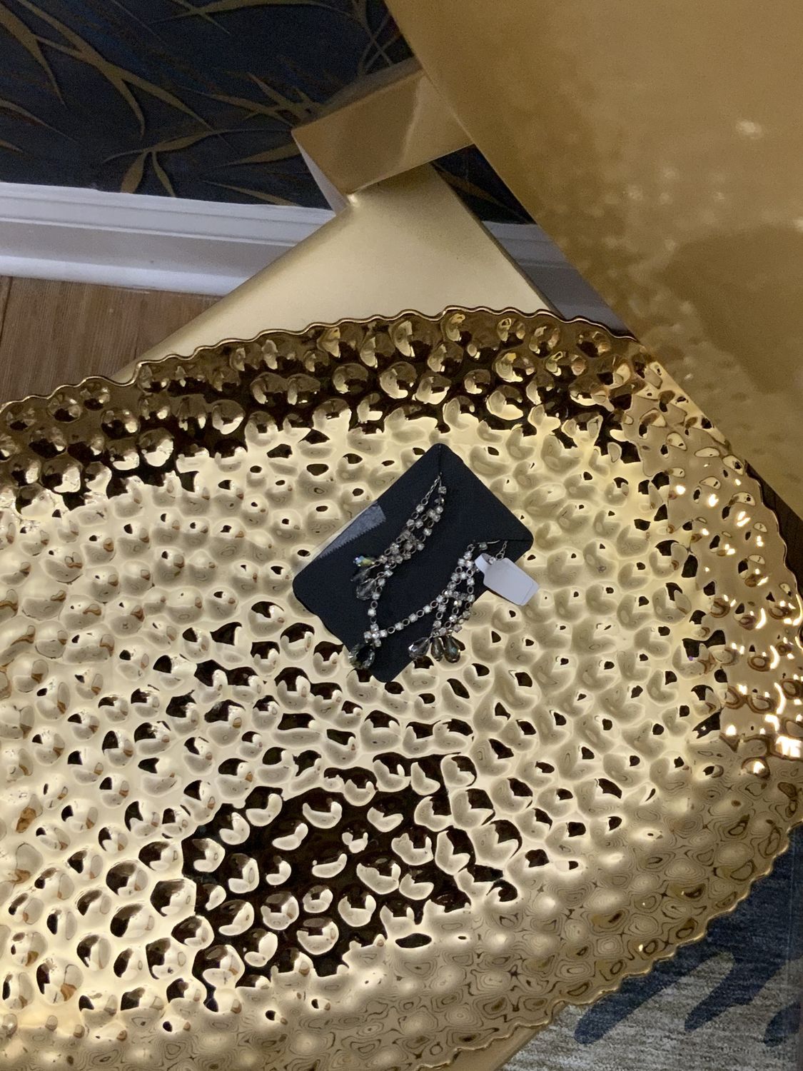 Womana Silver Tone 2 Pcs Set Grayish Stones Drop Necklace and Drop Earrings