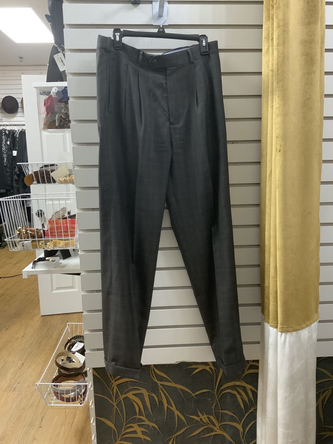 Men Gray and White Strips Pant Size 33x32