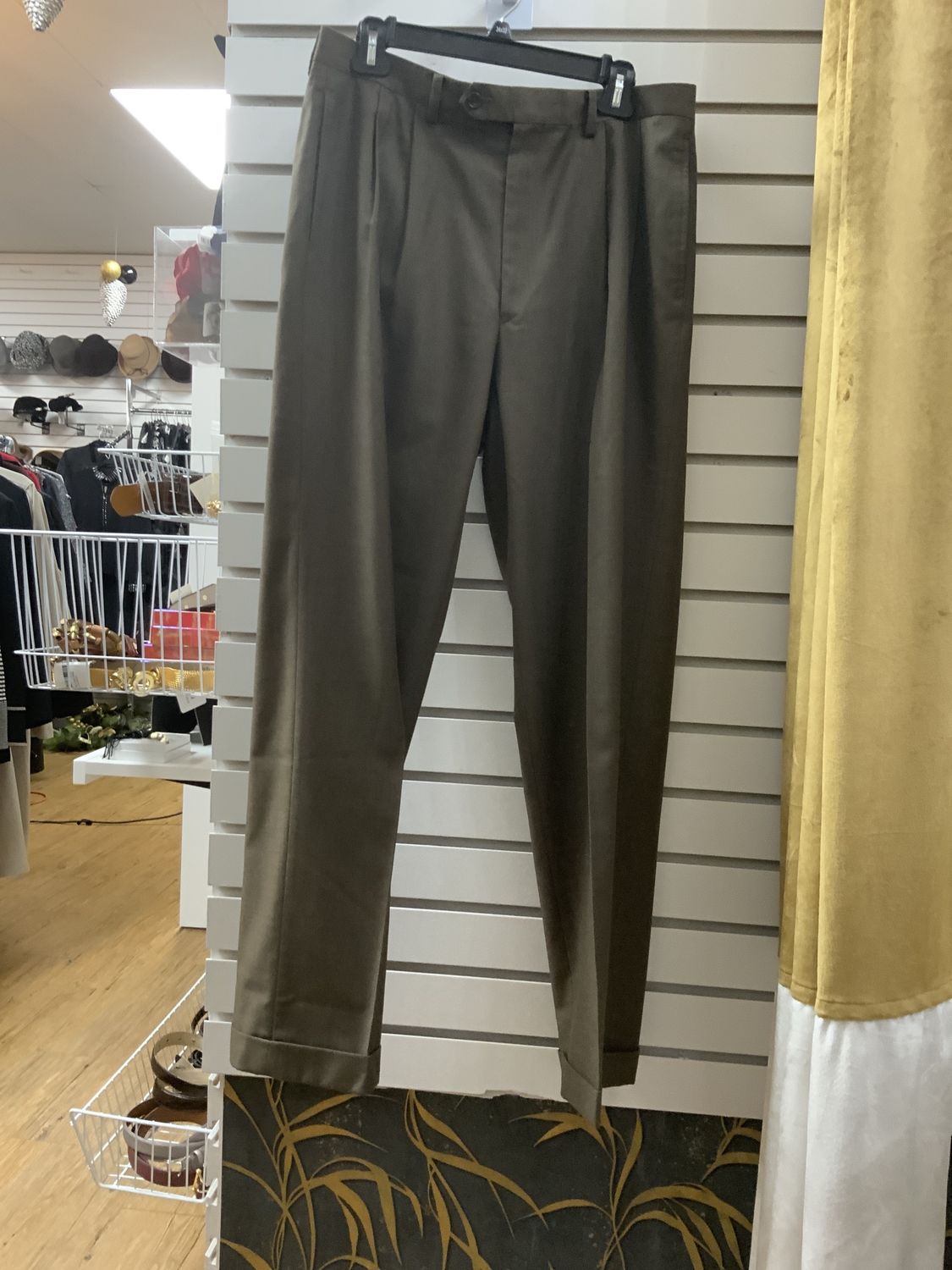 Men Gray Pants Size 34x32L