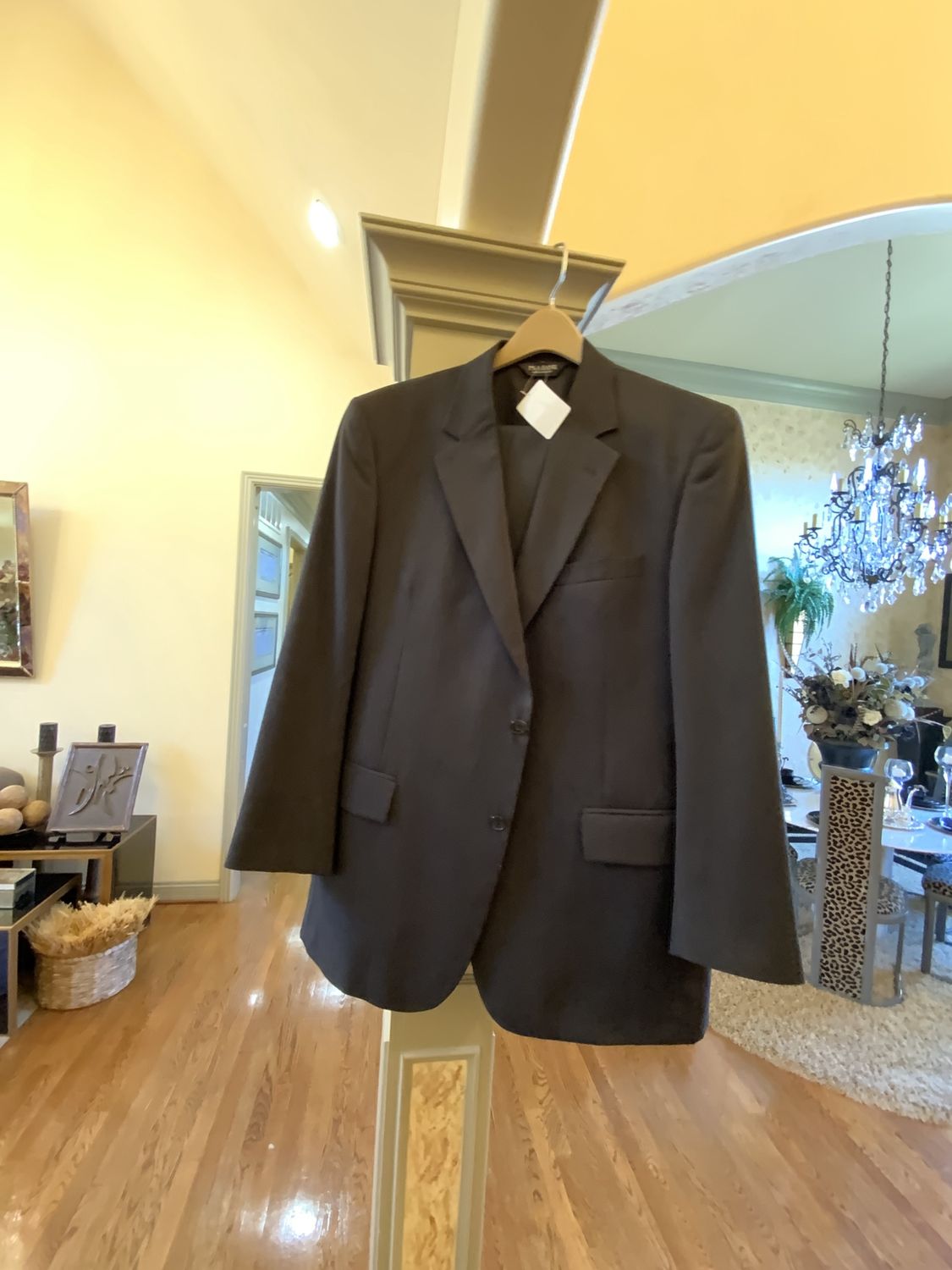Men Black Strip @ Pcs Suit Size 44R Jacket and 37 Waist Pants