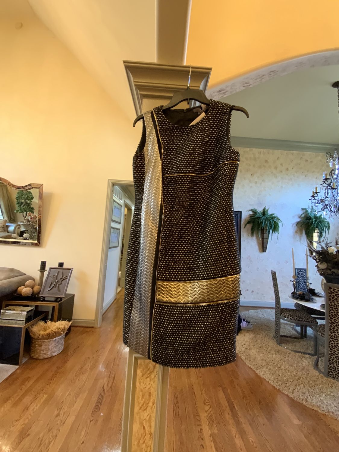 Woman Black and Gold Dress Tweed with Zipper Size 0