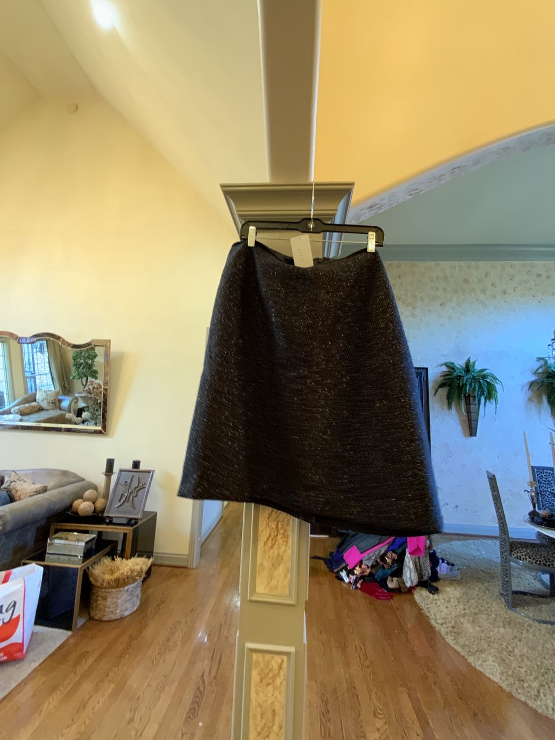 woman Black and Gold Tweed Skirt Size 16W