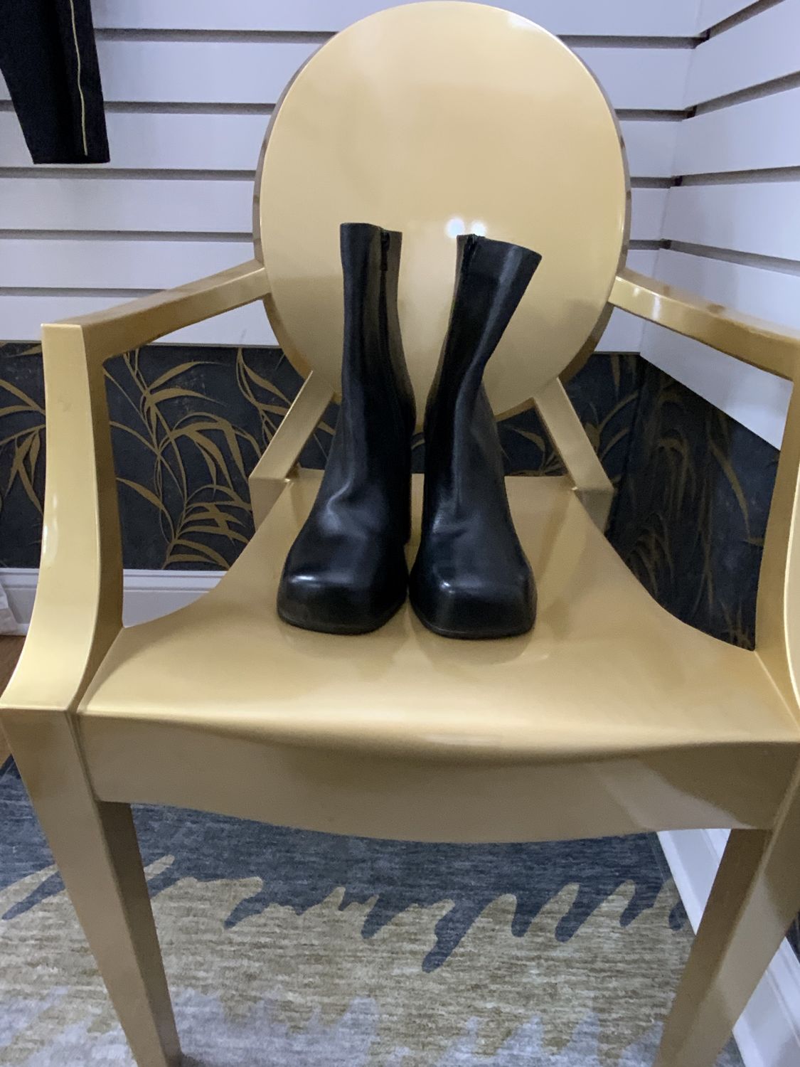 Woman Booties Black Plateform Boots Size 9M