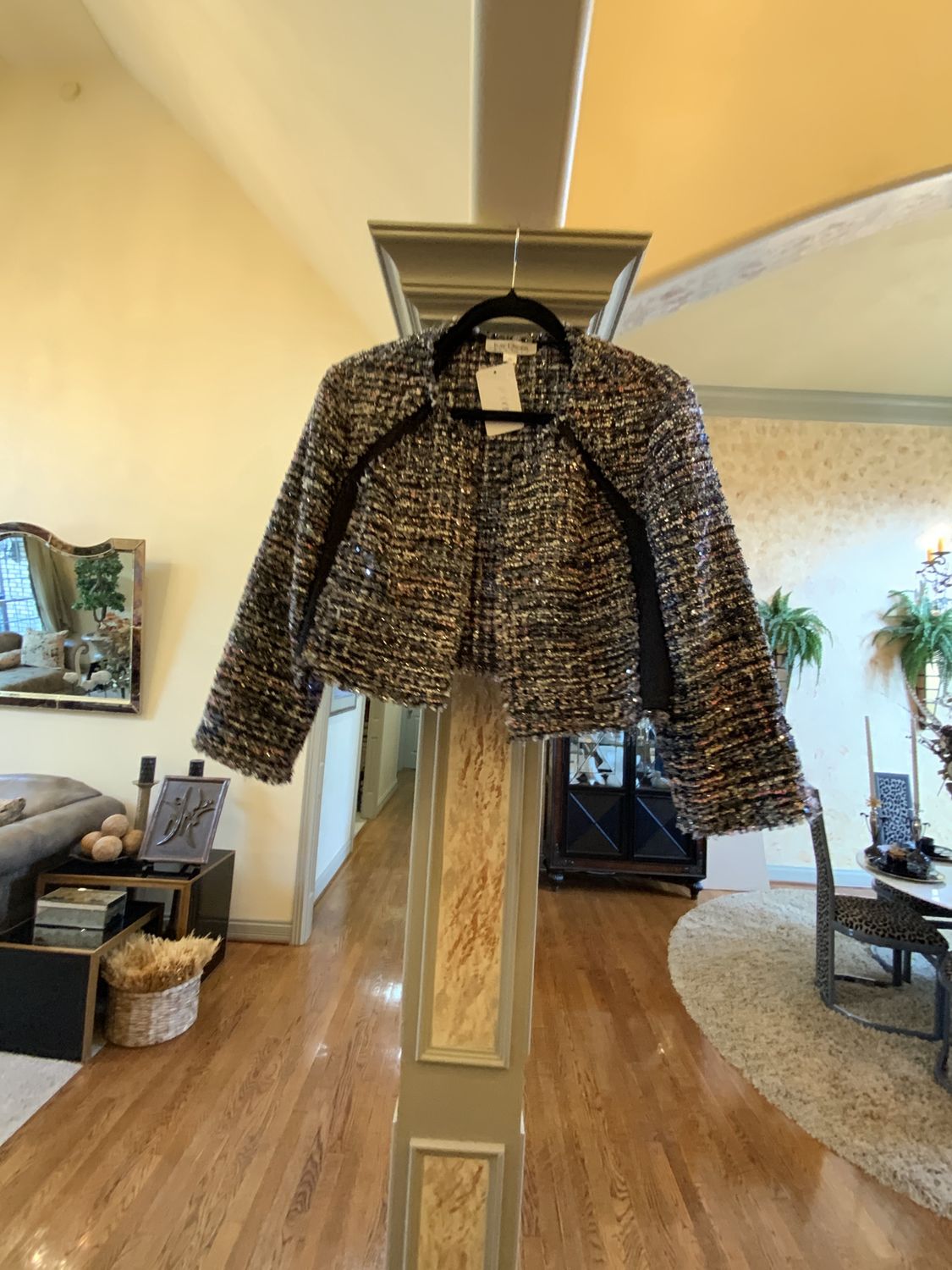 Woman Multi Color Tweed Jacket  Short Waist Size 14