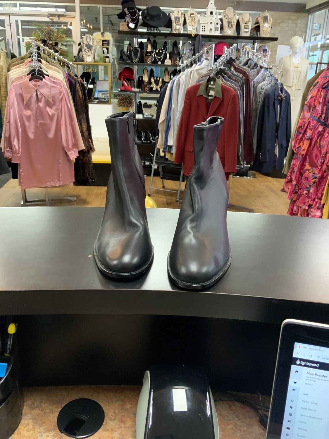 Woman Black Ankle Length Boots Size 10