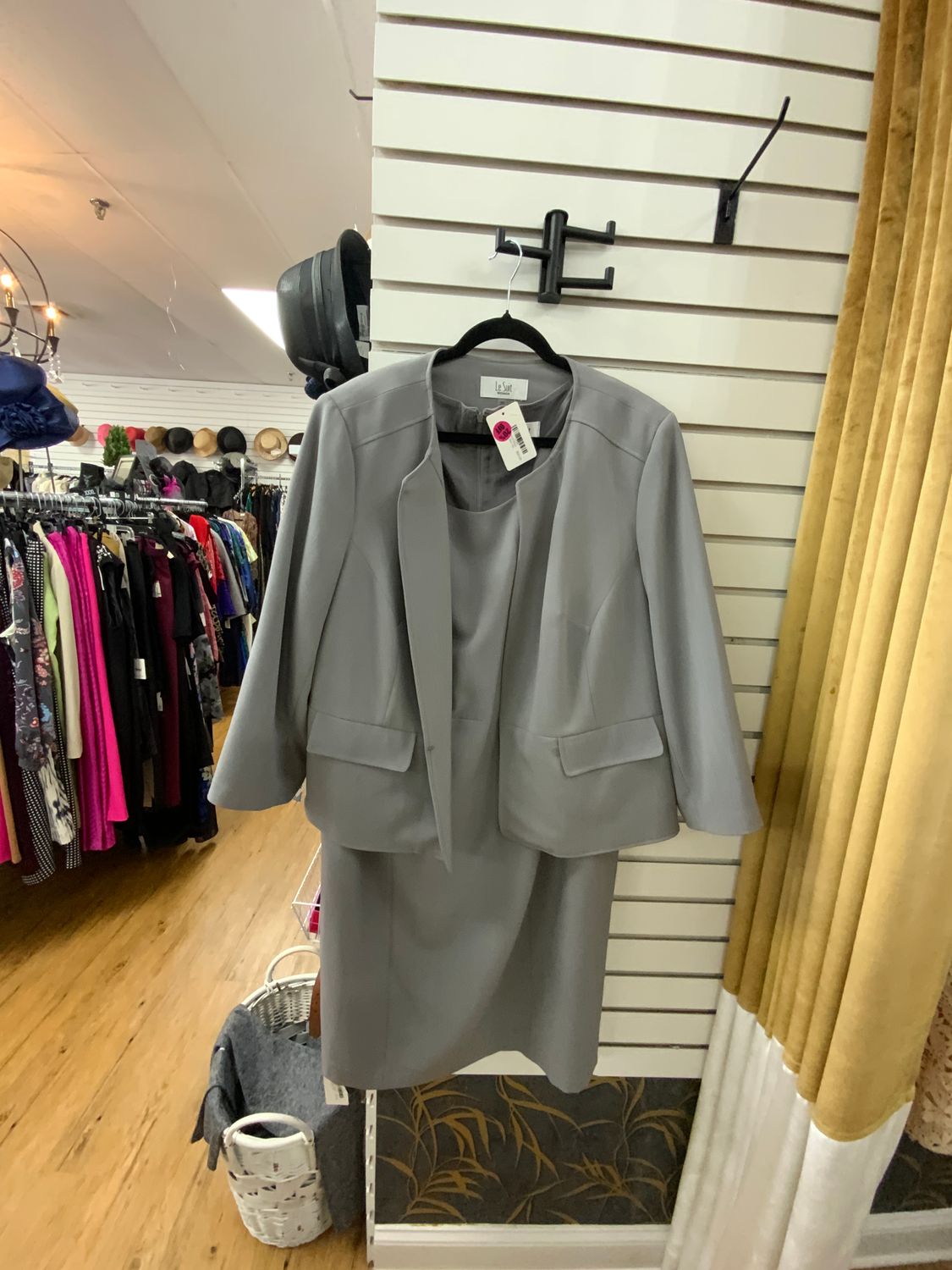 Woman 2PCS Dress and Jacket Size 18w
