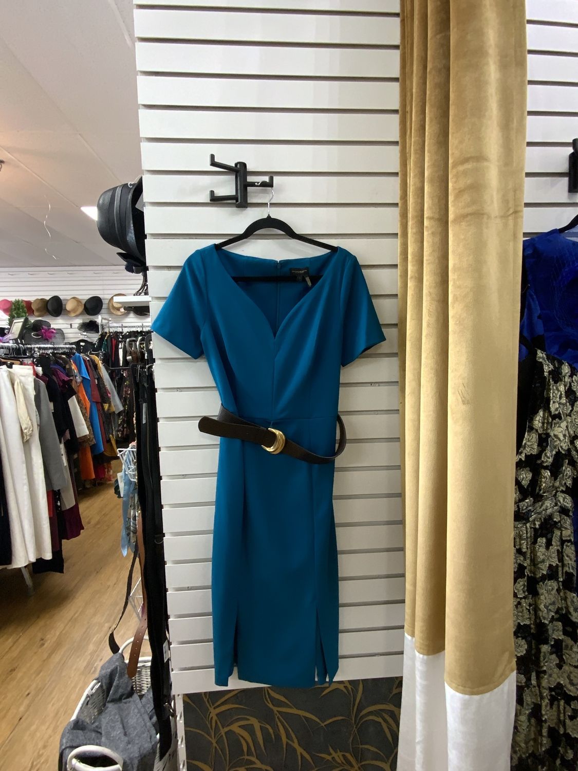 Woman Dress Green Size 10