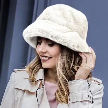 Woman Hat Faux Fur Bucket Grab $15.00