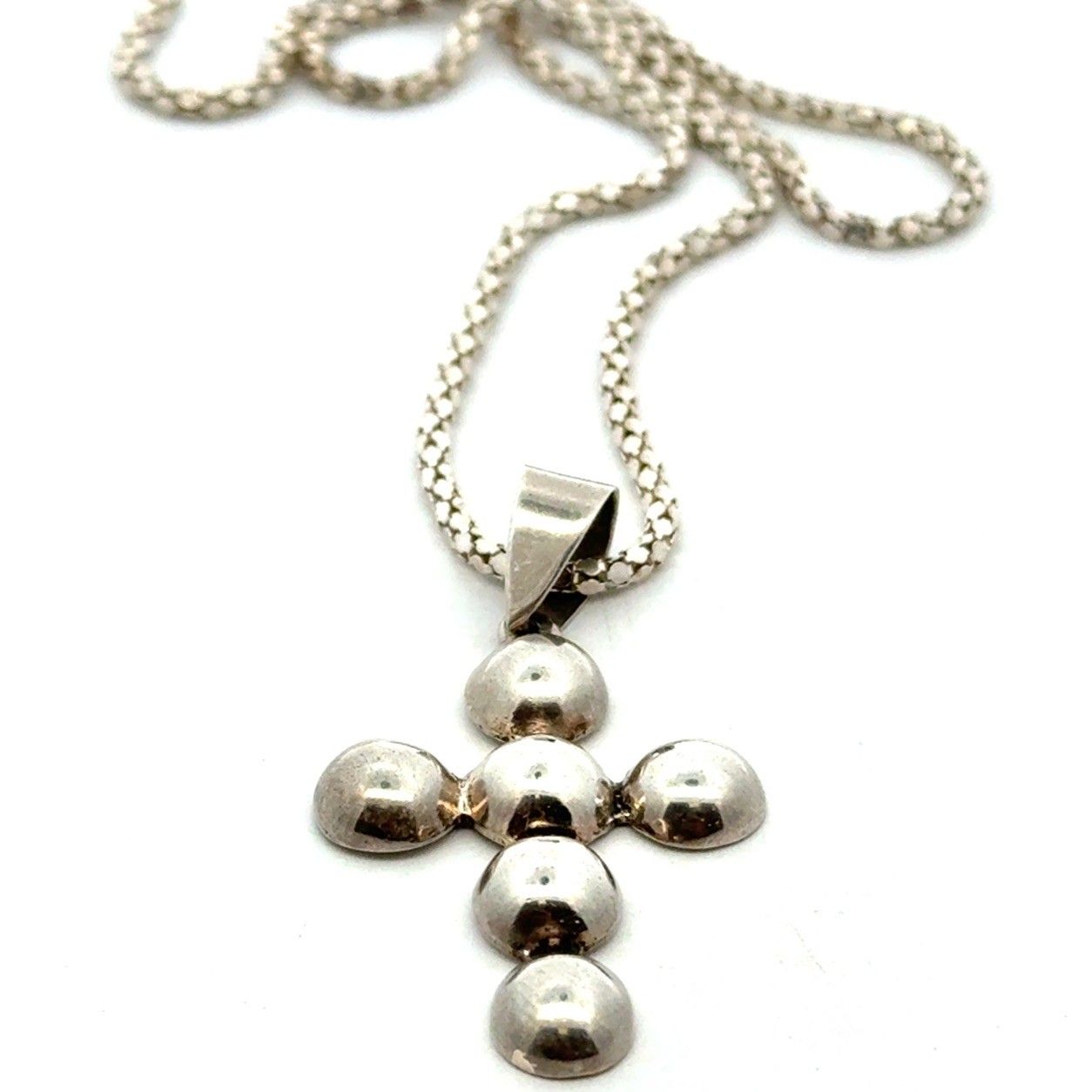 18” .925 Sterling Silver Dot Cross Pendant, 18.4g