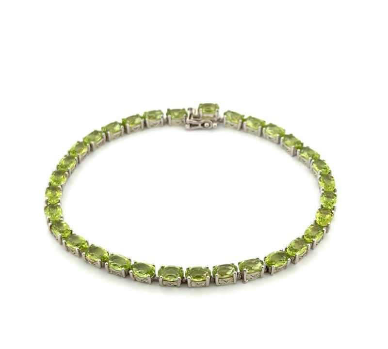 7.75” Green Oval Peridot 925 Sterling Silver Tennis Bracelet 10.3g