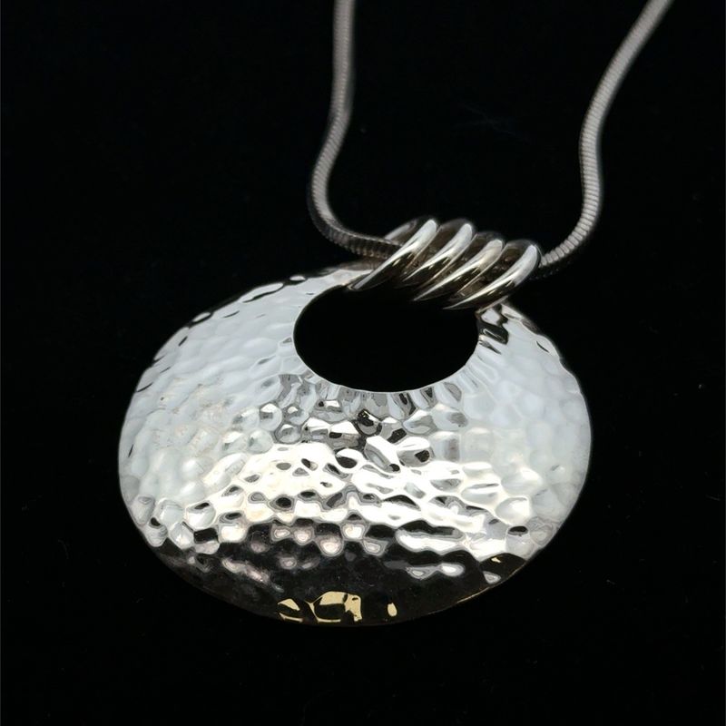 24” .925 Sterling Silver Hammmered Open Circle Pendant Necklace, 29.9g
