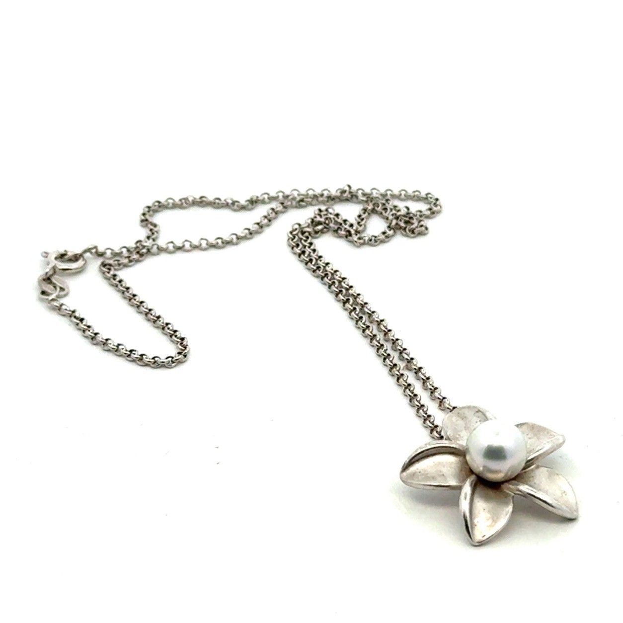 18” .925 Sterling Silver Plumeria Flower Pearl Pendant Necklace, 8.1g