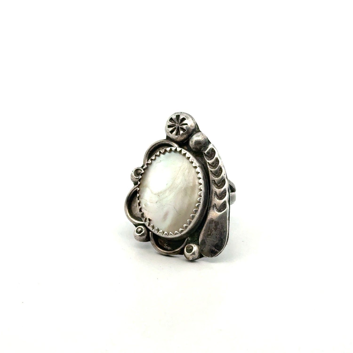 Vtg. Native American .925 Sterling Silver Mother Of Pearl Shell Ring Size 6 8.3g
