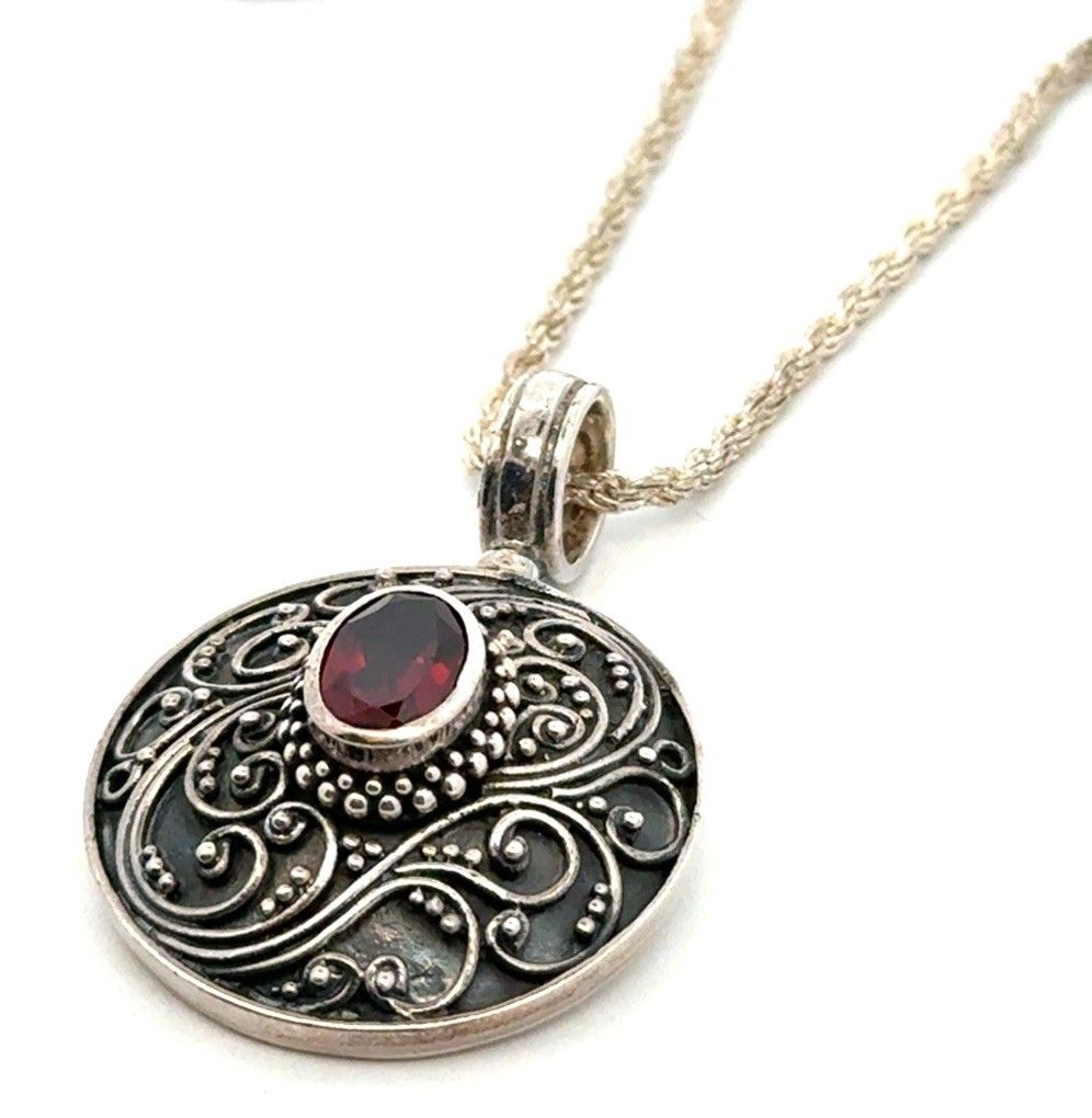 Vtg. 20” Suarti Bali 925 Sterling Silver Domed Garnet Necklace Pendant, 25.3g