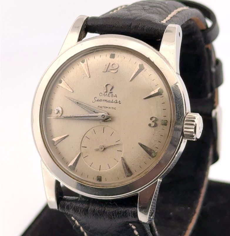 Vintage 34mm Omega 2576-8 Bumper Automatic Cal. 342 Swiss Made Wristwatch
