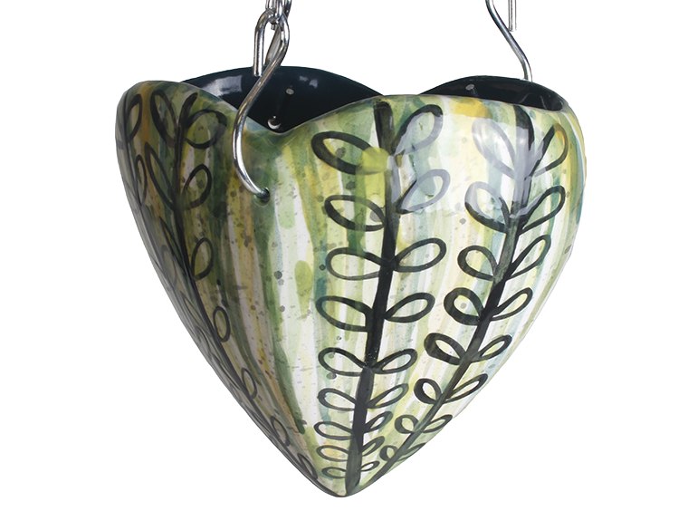 Hanging heart air planter